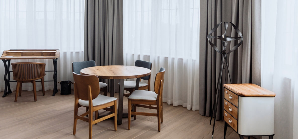 conrad-chair-gallery