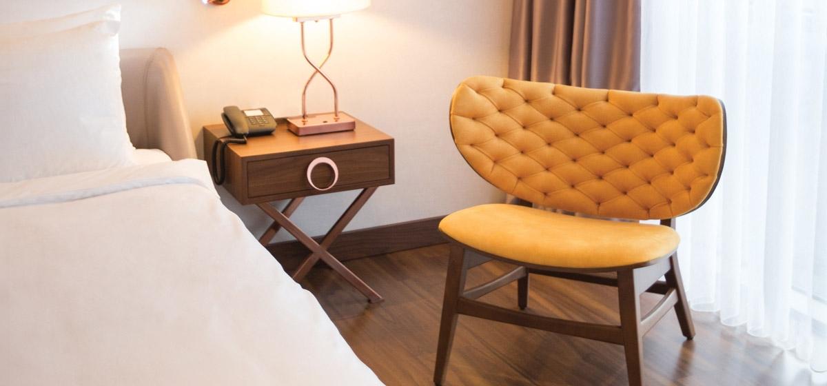 ari armchair gallery 3