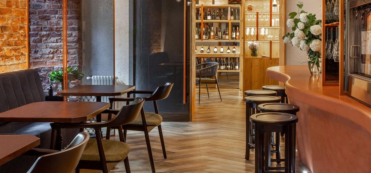 oasis wood bar stool gallery 1