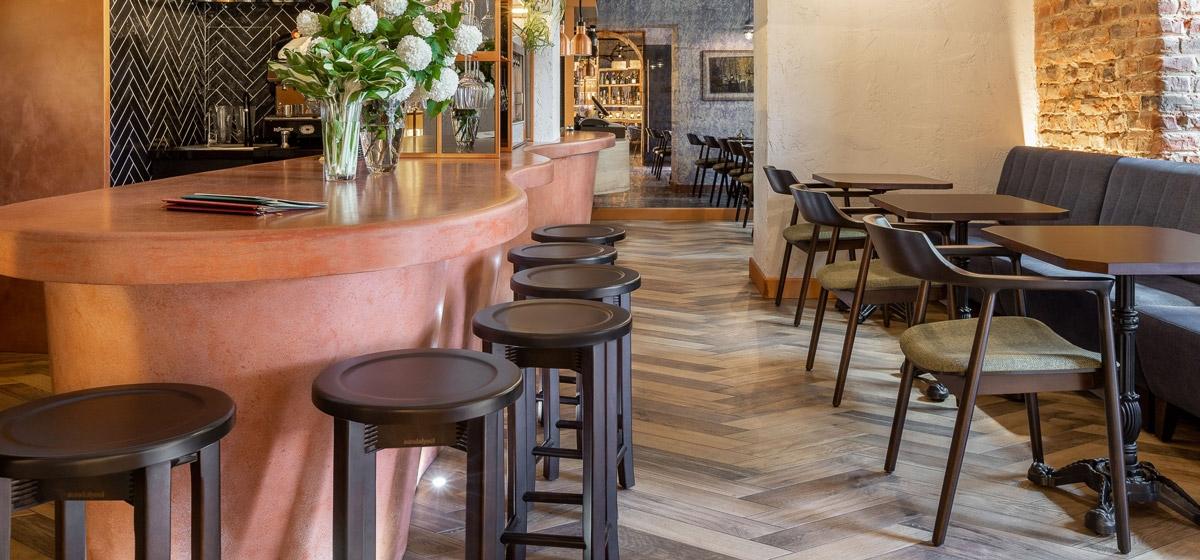 oasis wood bar stool gallery 2