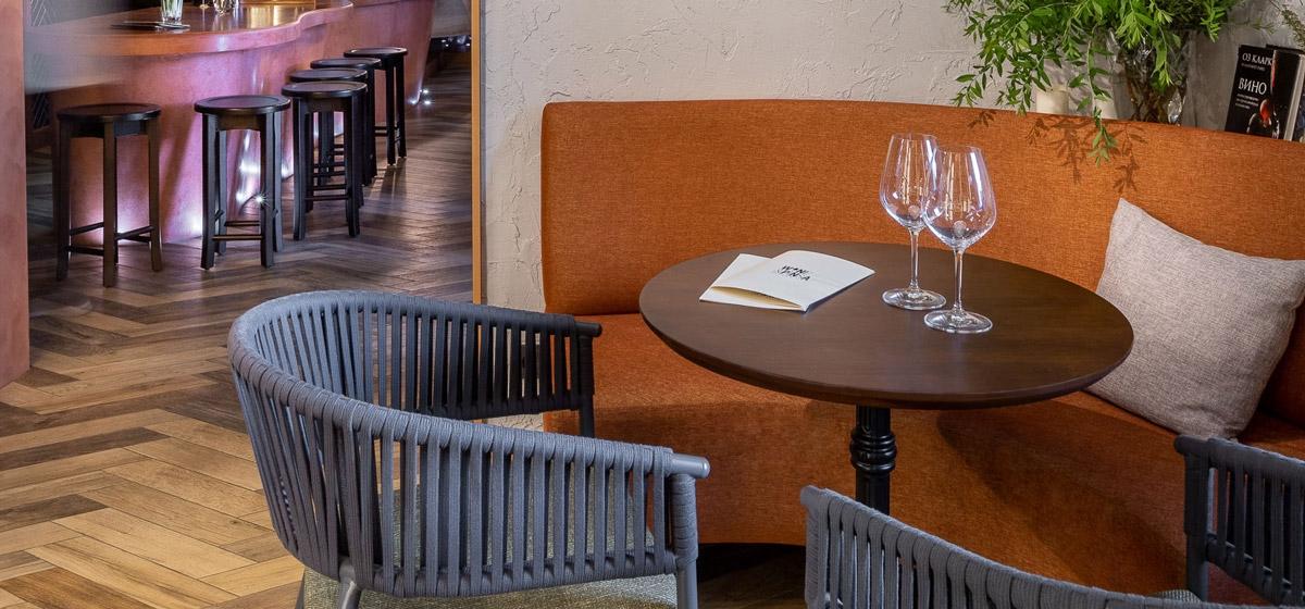 rado chair gallery 1