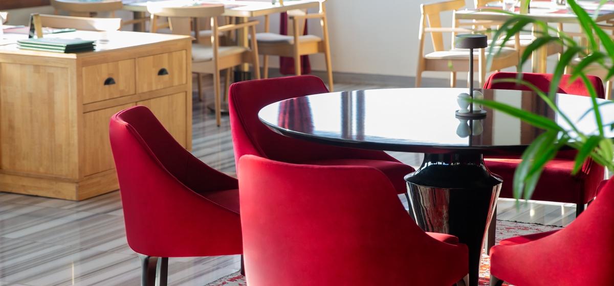 teos table gallery 4