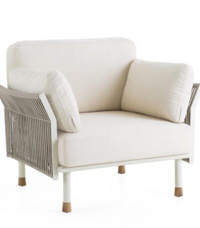 torre armchair image 1